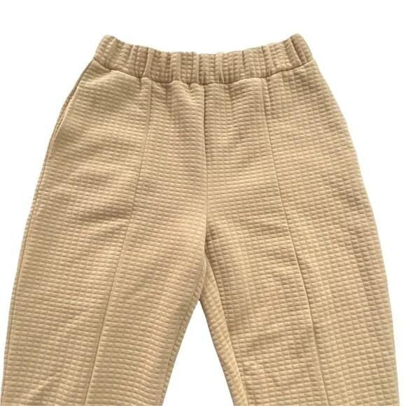 Topshop Women's Bubble Quilted Jogger Pants Size 8-10 US Camel Tan NWT Pockets - Picture 4 of 7